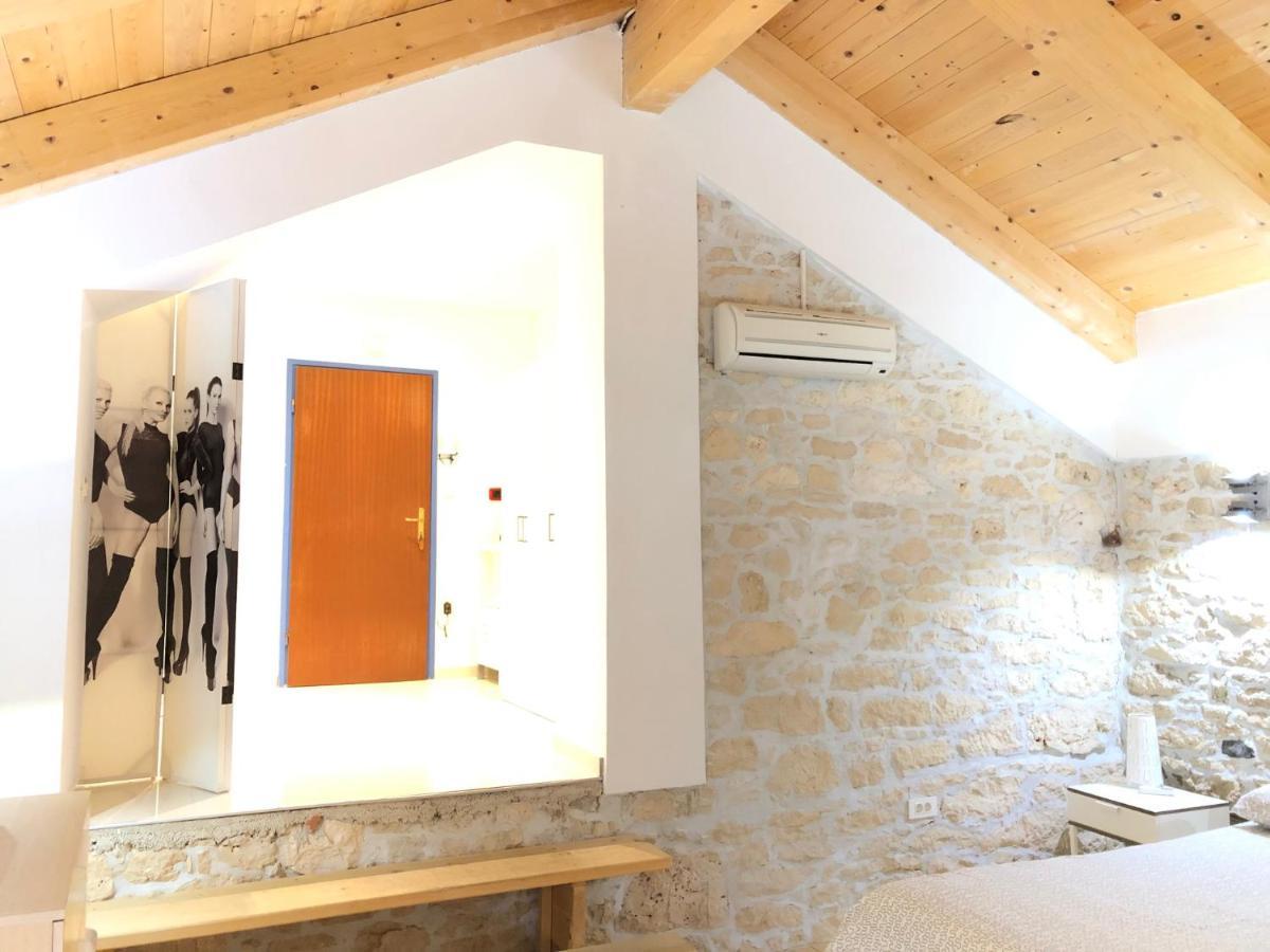 Medulin Labirint King Apartment Екстериор снимка